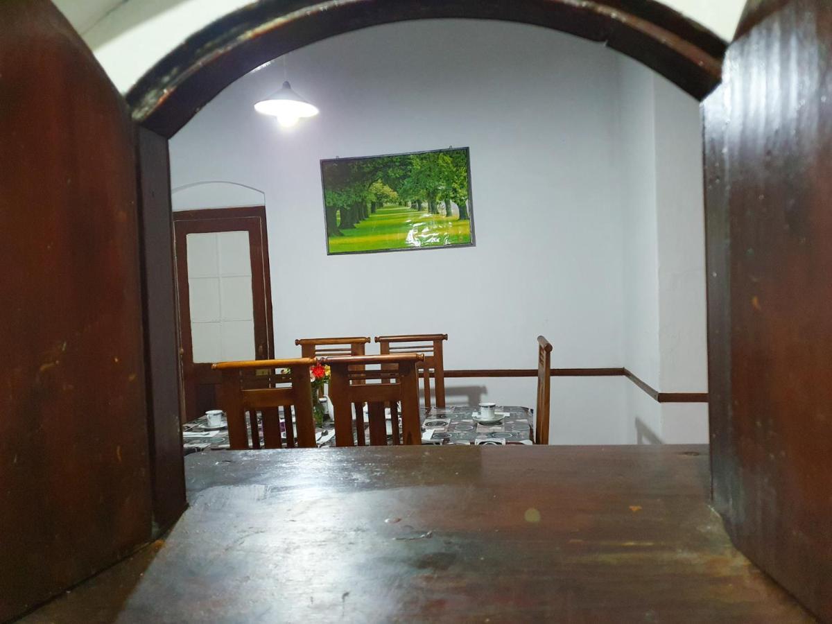 מלון נוארה אליה Ruchi House מראה חיצוני תמונה