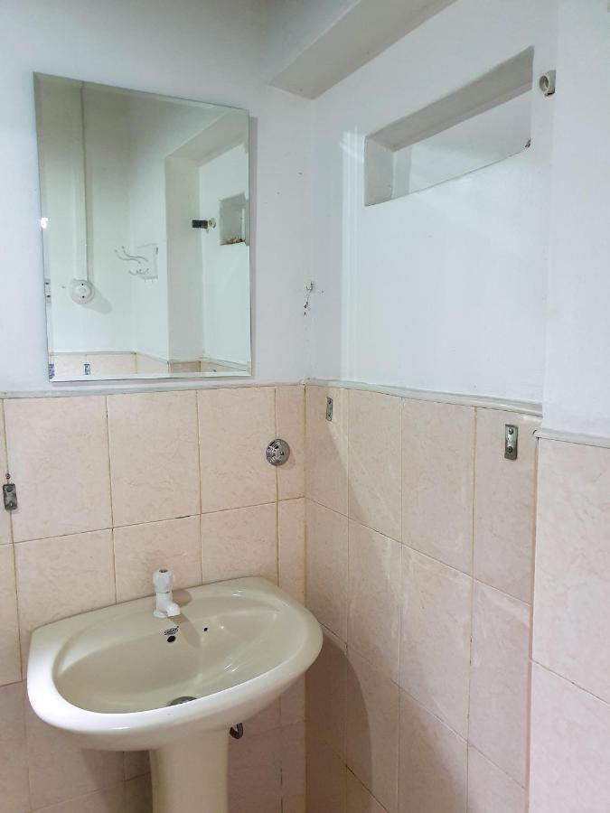 מלון נוארה אליה Ruchi House מראה חיצוני תמונה