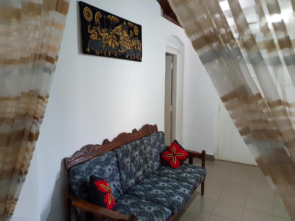 מלון נוארה אליה Ruchi House מראה חיצוני תמונה
