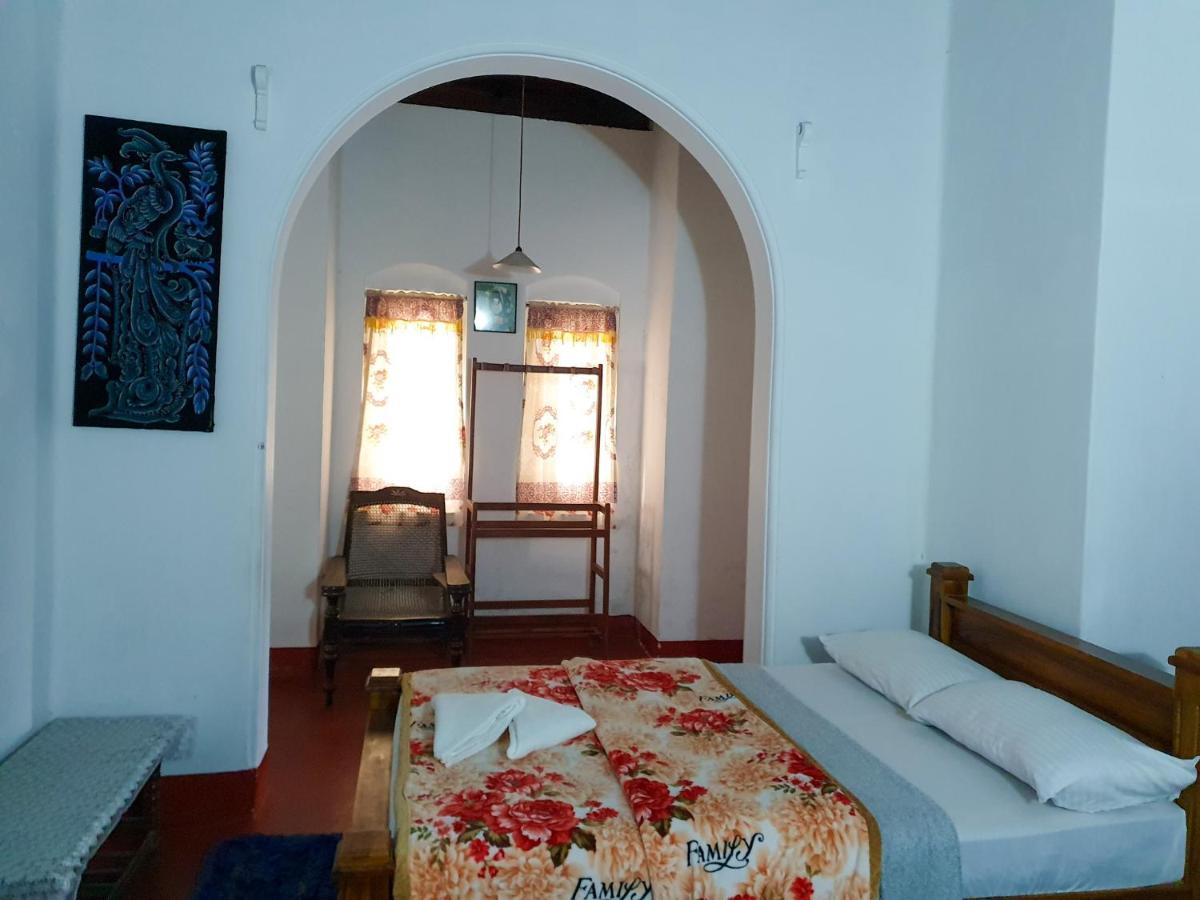 מלון נוארה אליה Ruchi House מראה חיצוני תמונה